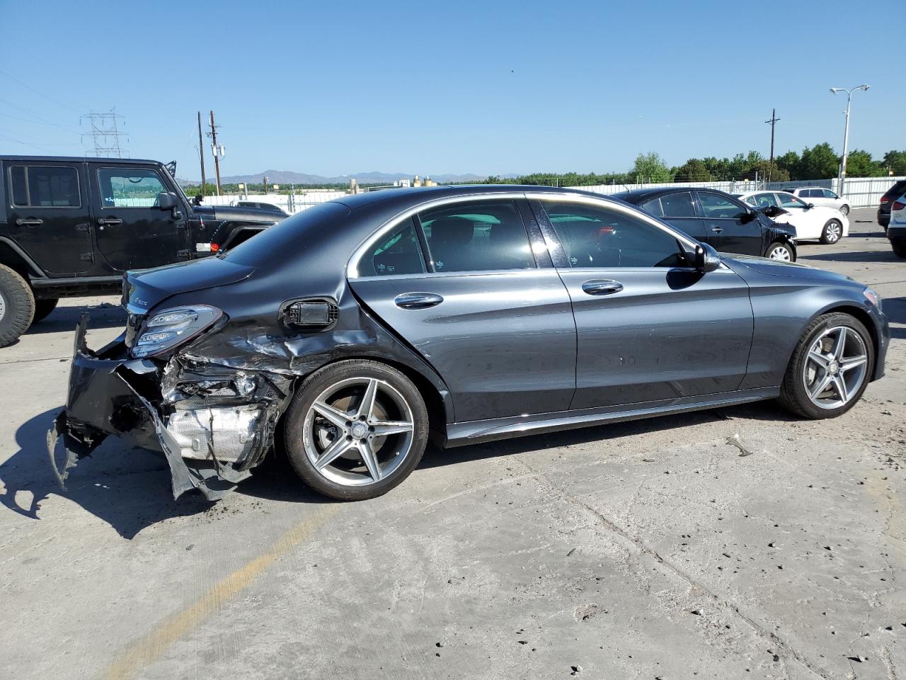 MERCEDES-BENZ C-CLASS 2015 VIN 55SWF4KB8FU064715 фото 3
