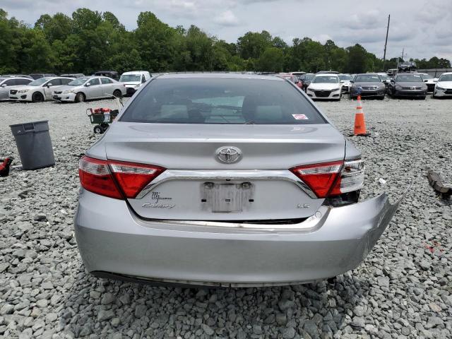  TOYOTA CAMRY 2015 Серебристый