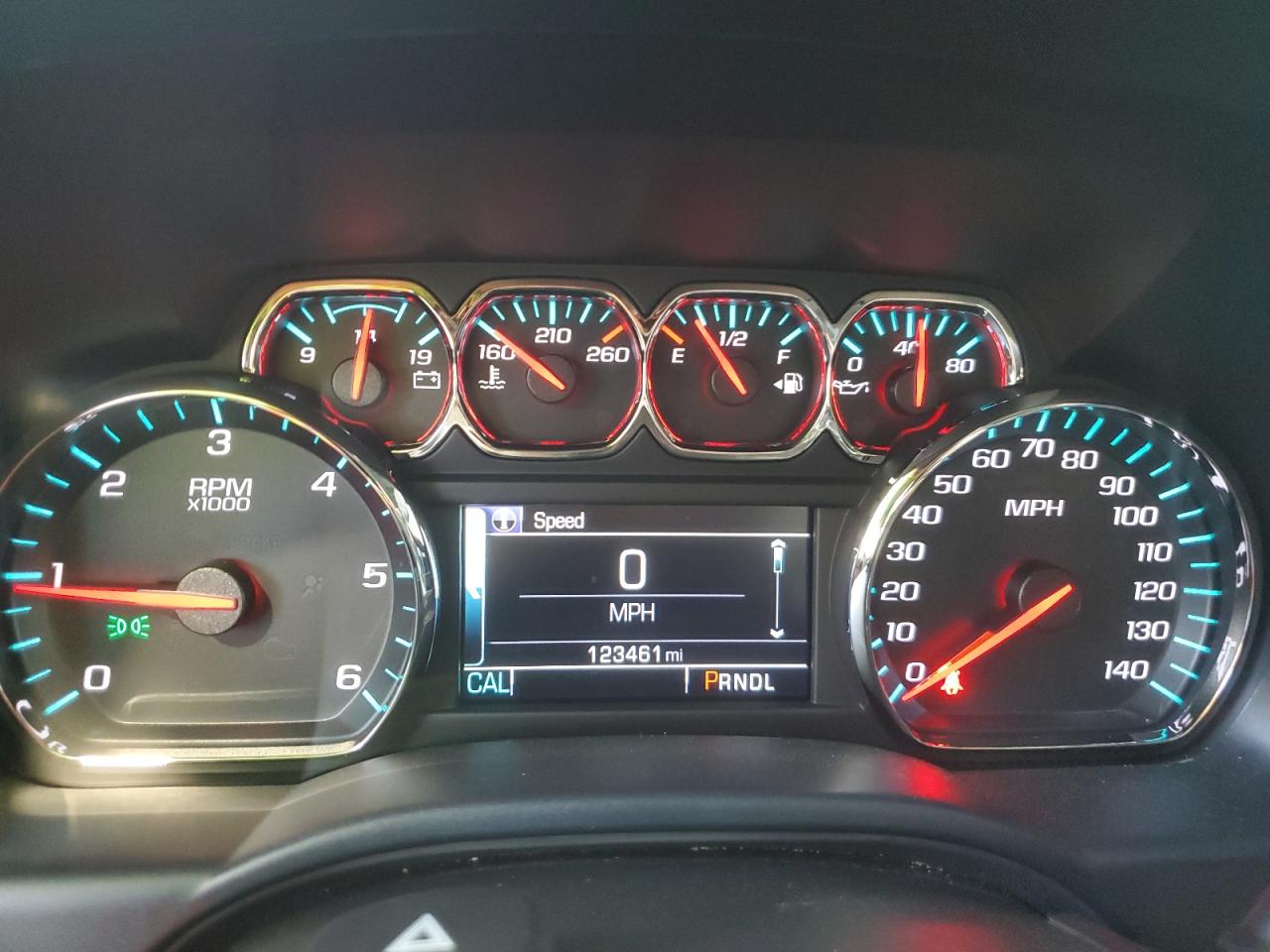 2018 Chevrolet Silverado K1500 Lt VIN: 1GCVKREH2JZ219431 Lot: 61997895