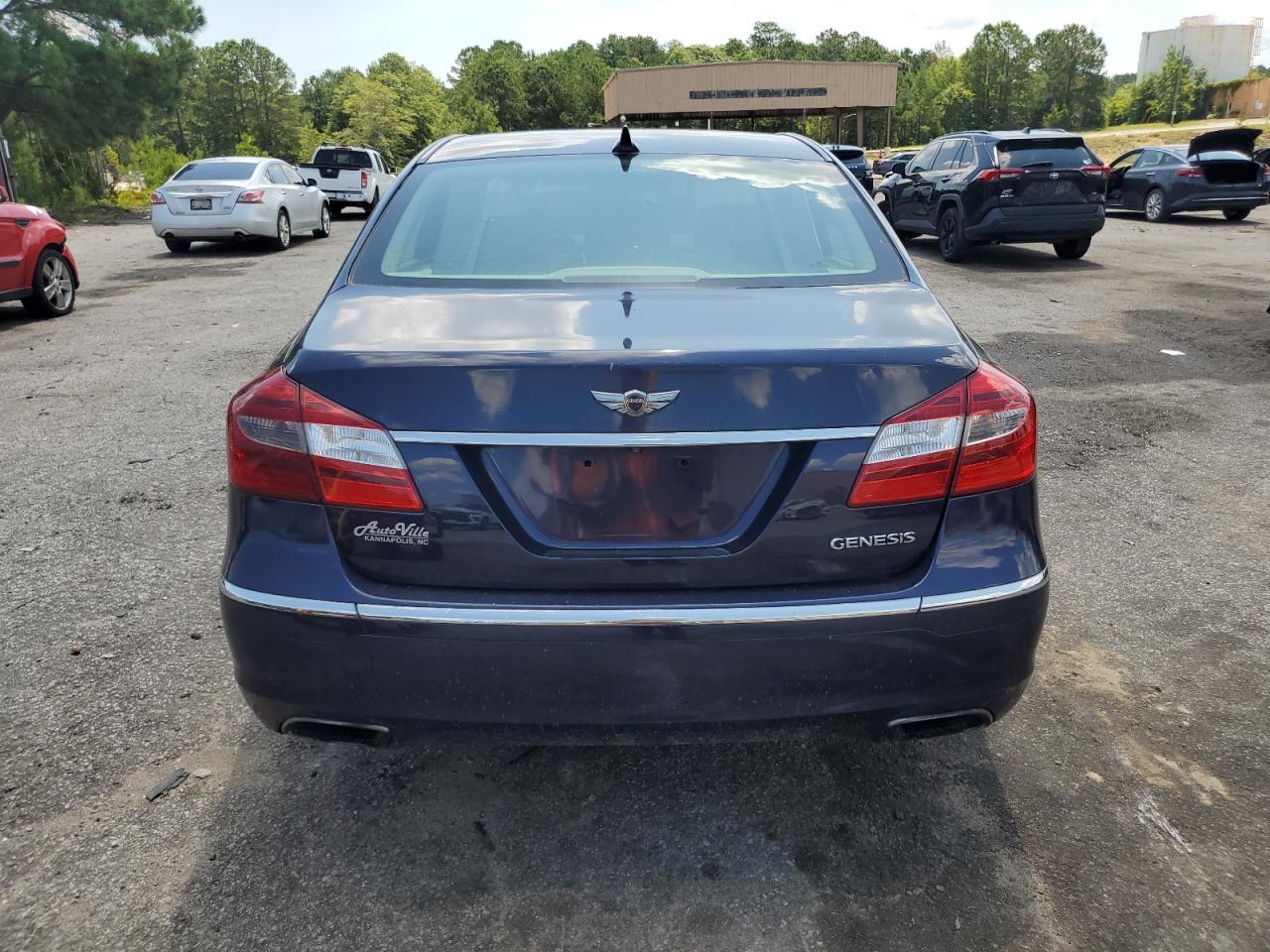 2012 Hyundai Genesis 3.8L VIN: KMHGC4DD5CU199498 Lot: 61195305