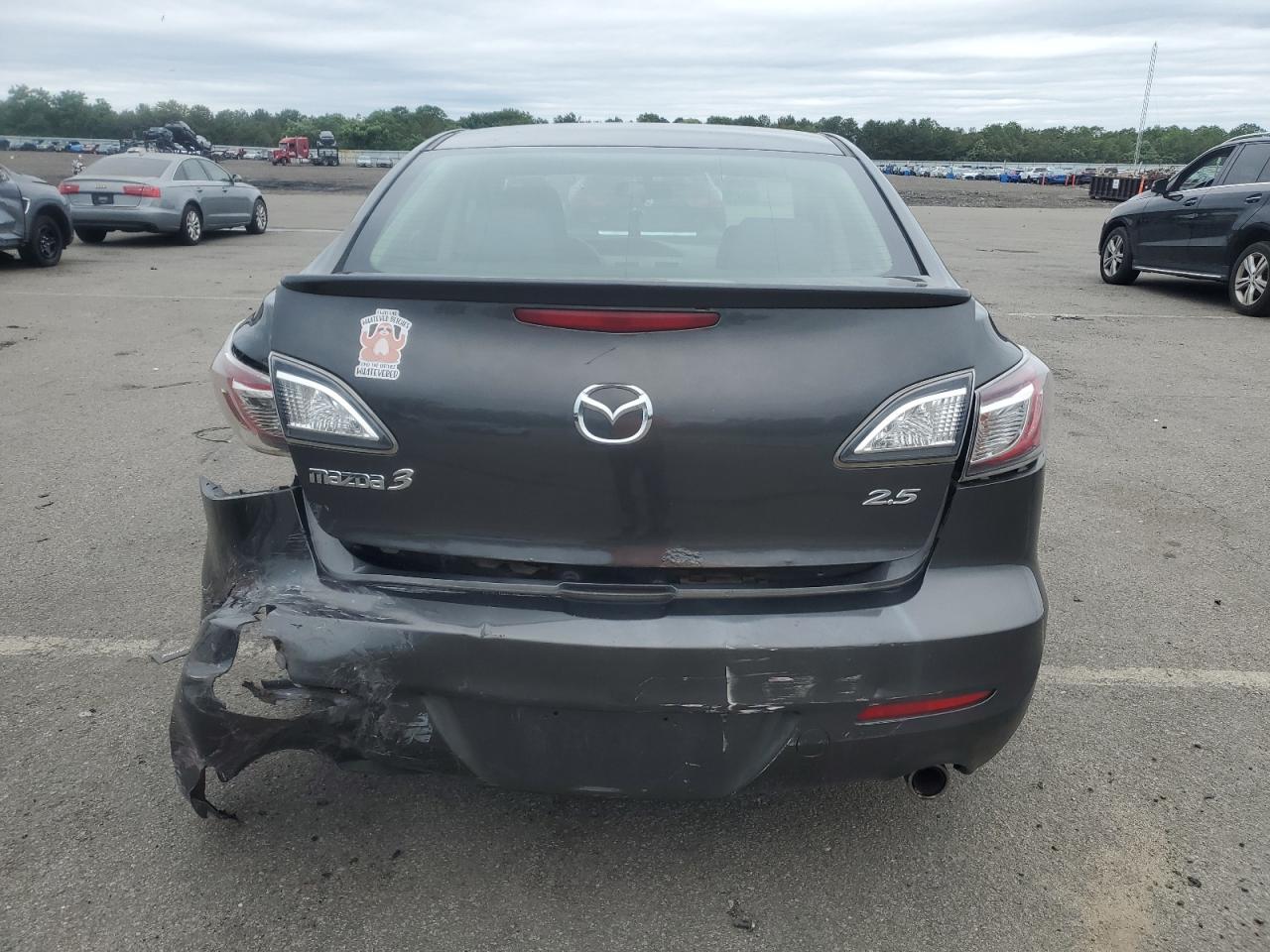 2010 Mazda 3 S VIN: JM1BL1S62A1350765 Lot: 62418585