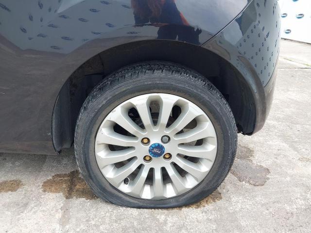 2011 FORD KA ZETEC T