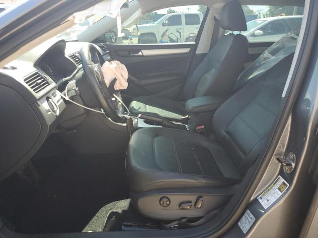  VOLKSWAGEN PASSAT 2013 Szary