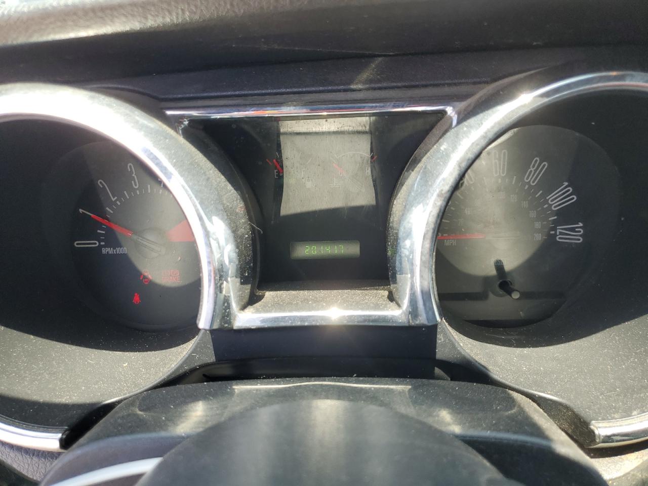 2008 Ford Mustang VIN: 1ZVHT80N785126159 Lot: 62945975