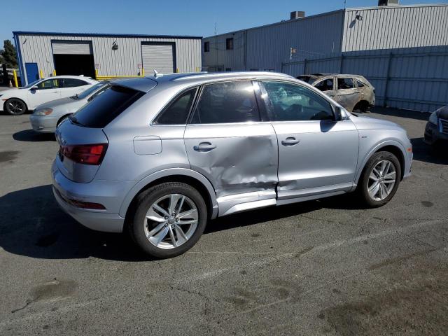  AUDI Q3 2018 Сріблястий
