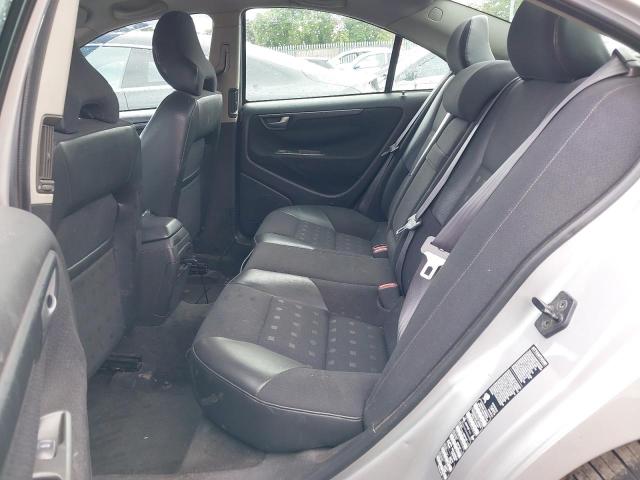 2001 VOLVO S60 T S AU