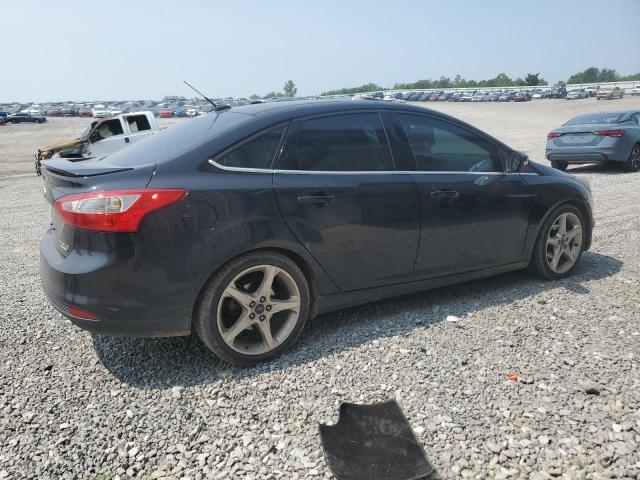 Седани FORD FOCUS 2014 Чорний
