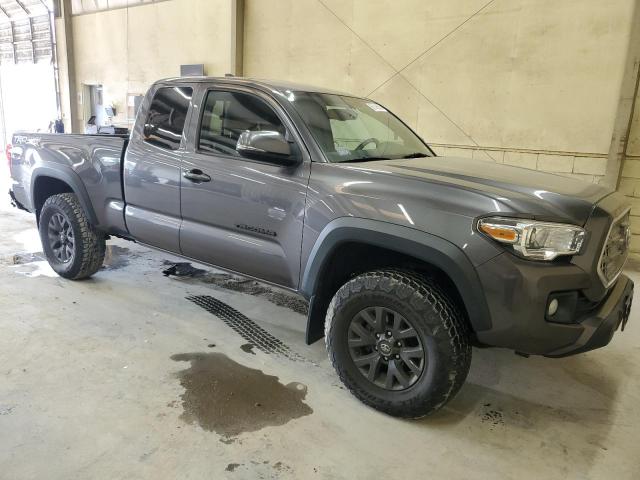  TOYOTA TACOMA 2017 Gray