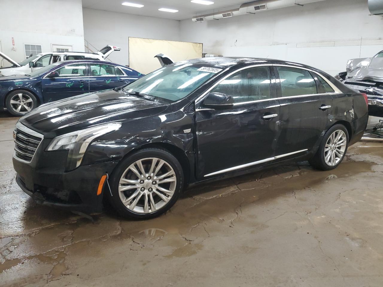 Davison, MI에서 판매 중인 2018 Cadillac Xts Luxury - Side