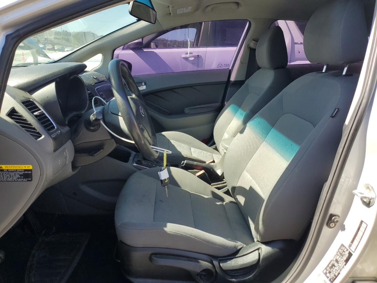 2017 Kia Forte Lx VIN: 3KPFK4A71HE043045 Lot: 62201865