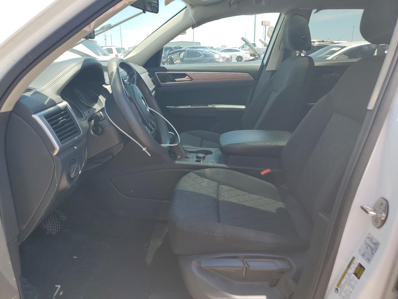2018 Volkswagen Atlas VIN: 1V2HR2CA8JC500768 Lot: 62613365