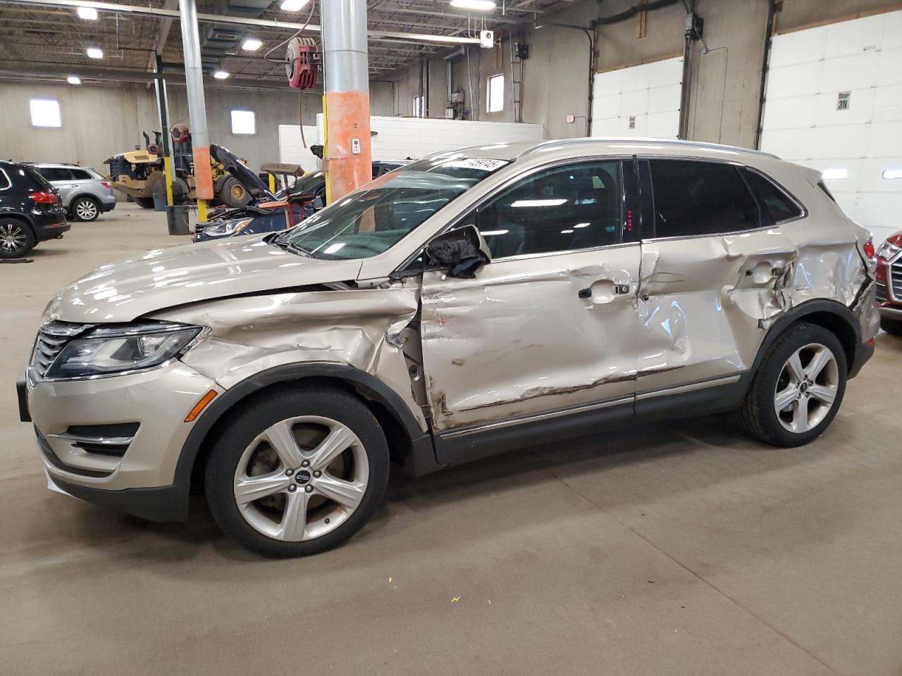 2015 Lincoln Mkc за продажба в Blaine, MN - Side