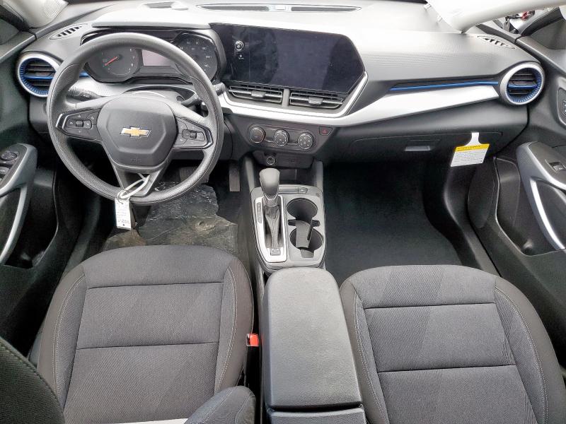  CHEVROLET TRAX 2024 Белы