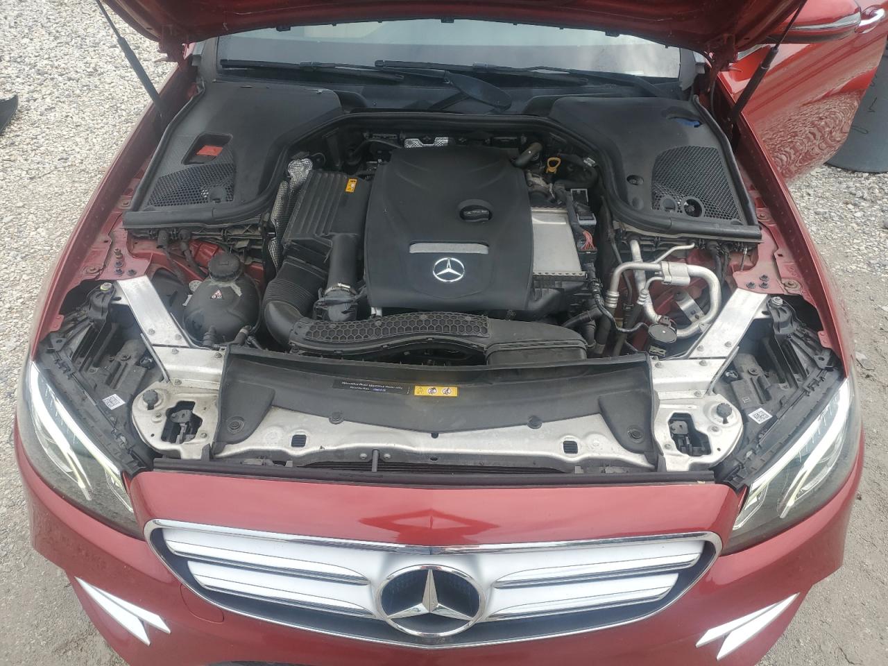 2018 Mercedes-Benz E 300 VIN: WDDZF4JB5JA472211 Lot: 61467095