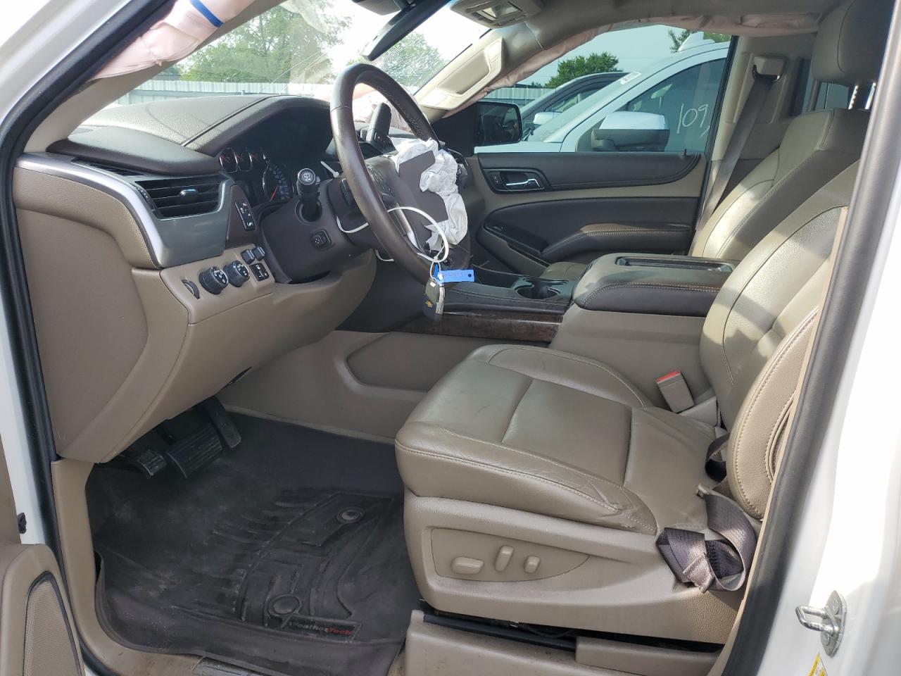 2017 Chevrolet Suburban K1500 Lt VIN: 1GNSKHKC5HR254570 Lot: 60439705