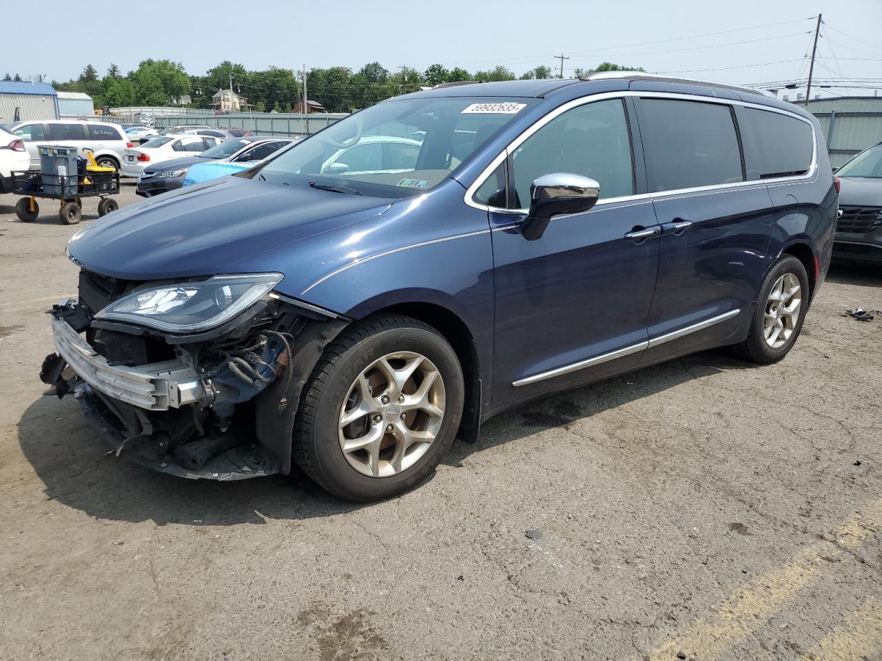 2017 Chrysler Pacifica Limited იყიდება Pennsburg-ში, PA - Front End