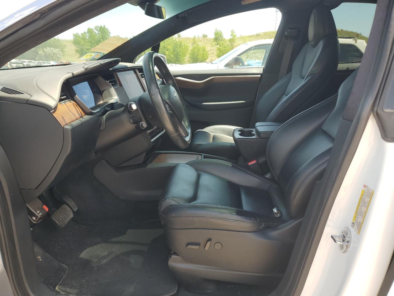 2020 Tesla Model X VIN: 5YJXCAE24LF232239 Lot: 61559595
