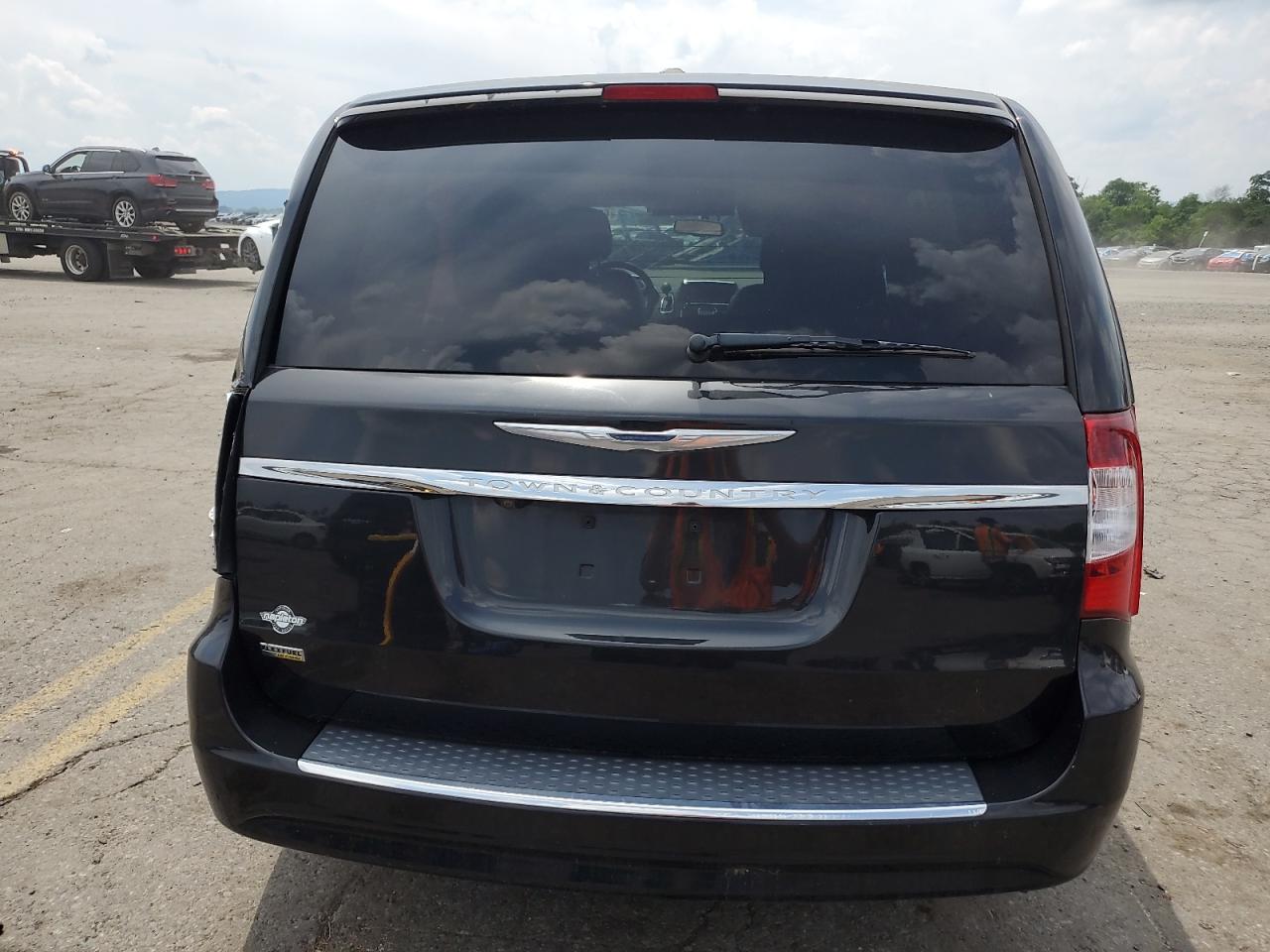 2015 Chrysler Town & Country Touring VIN: 2C4RC1BGXFR637345 Lot: 62662715