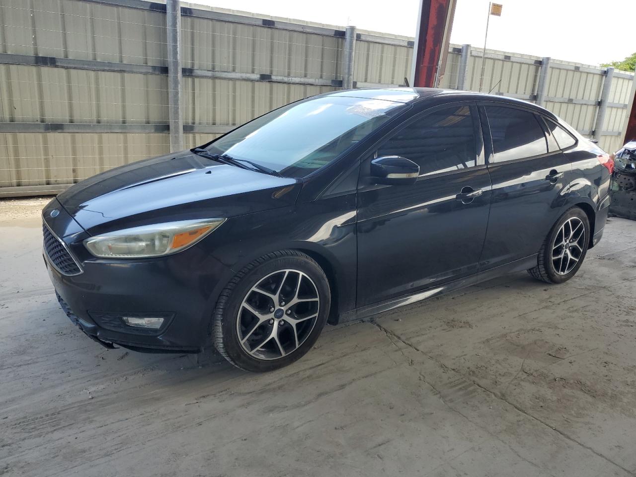 2015 Ford Focus Se იყიდება Homestead-ში, FL - Minor Dent/Scratches