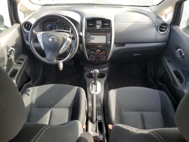  NISSAN VERSA 2016 Серебристый