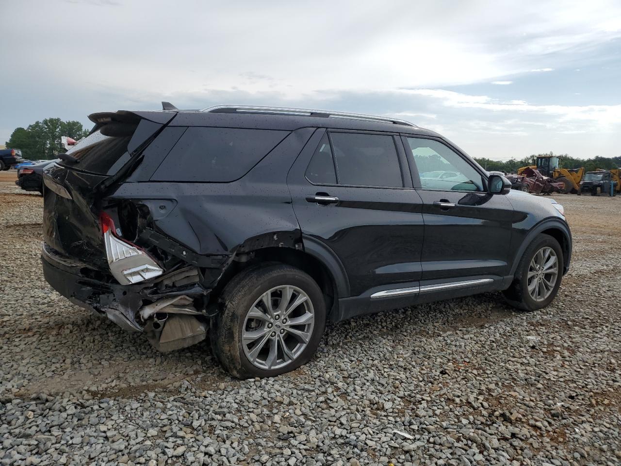 FORD EXPLORER 2023 VIN 1FMSK8FH7PGA25599 photo 3