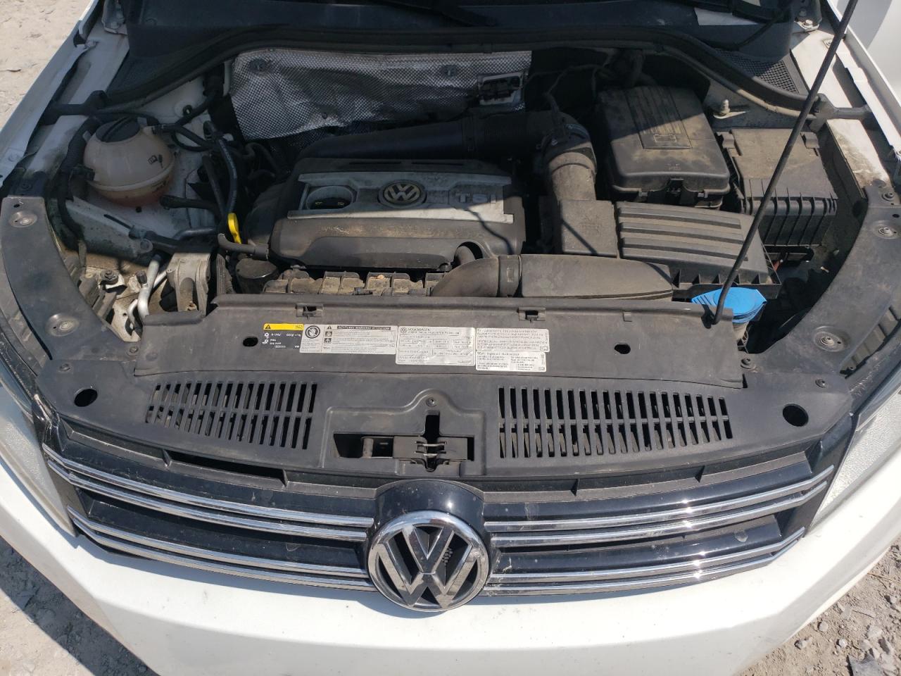 2017 Volkswagen Tiguan S VIN: WVGBV7AXXHK009668 Lot: 62877875