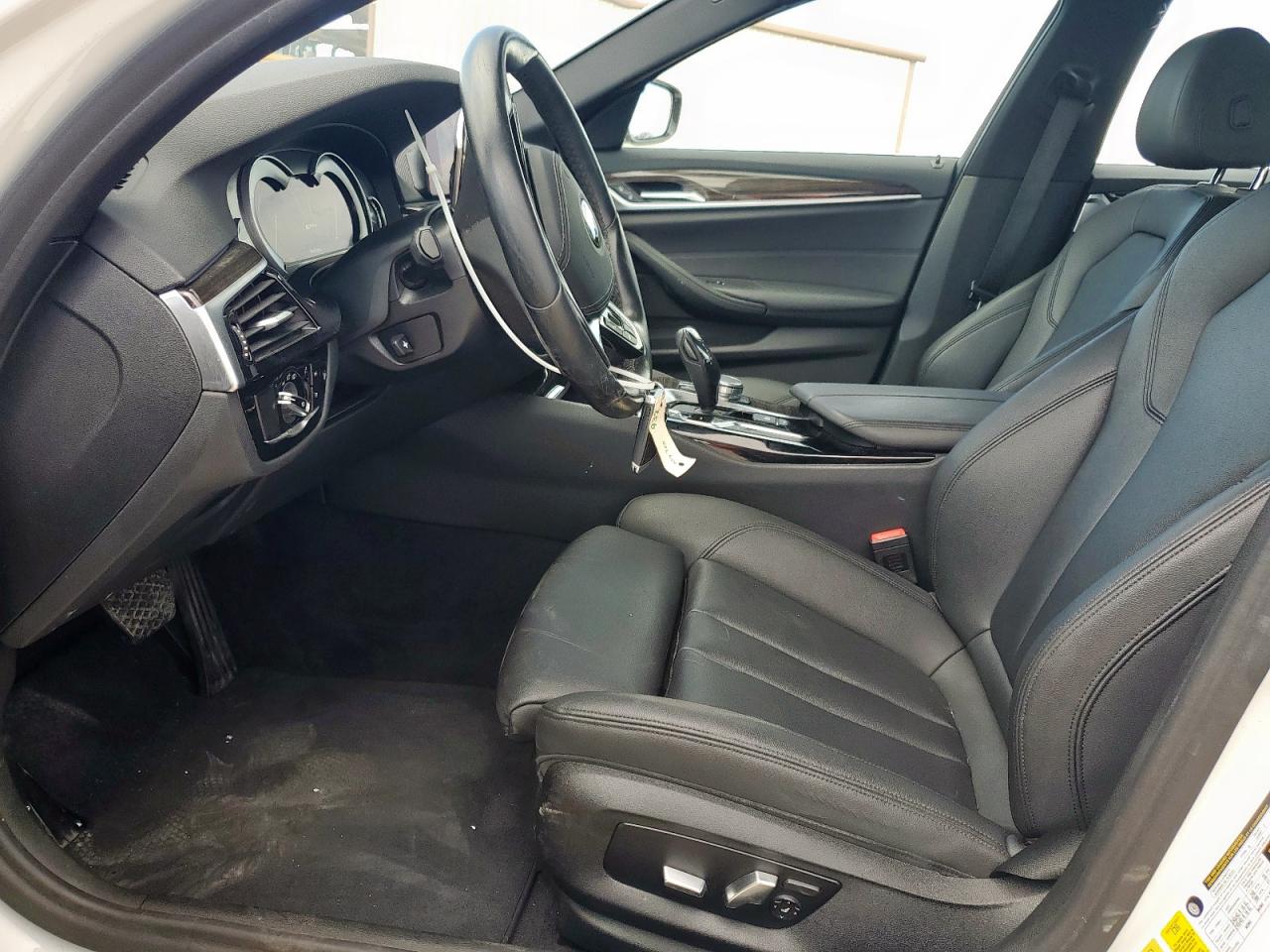 2019 BMW 530E VIN: WBAJA9C54KB393017 Lot: 62190735