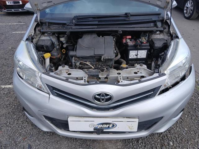 2012 TOYOTA YARIS EDITION VVT-I 