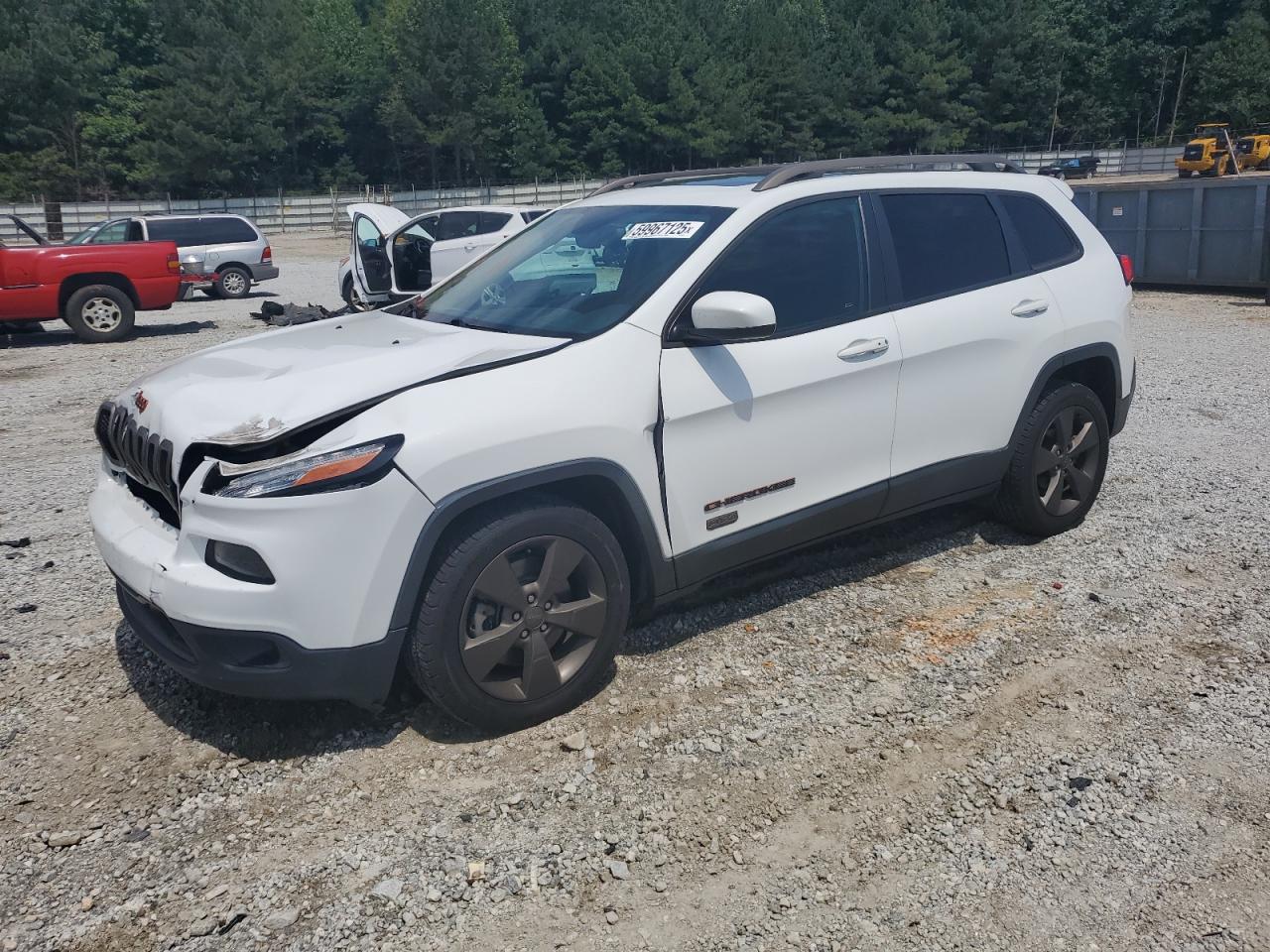 2016 Jeep Cherokee Latitude for Sale in Gainesville, GA - Front End