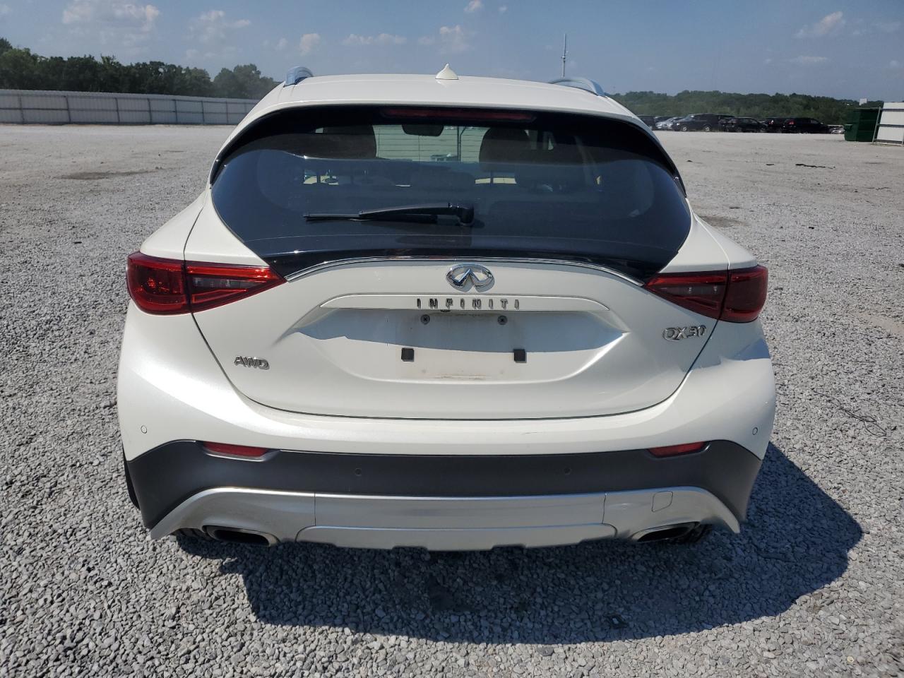 2018 Infiniti Qx30 Base VIN: SJKCH5CR5JA049491 Lot: 59733695
