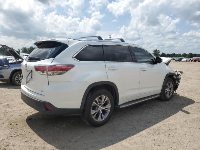  TOYOTA HIGHLANDER 2015 Белый