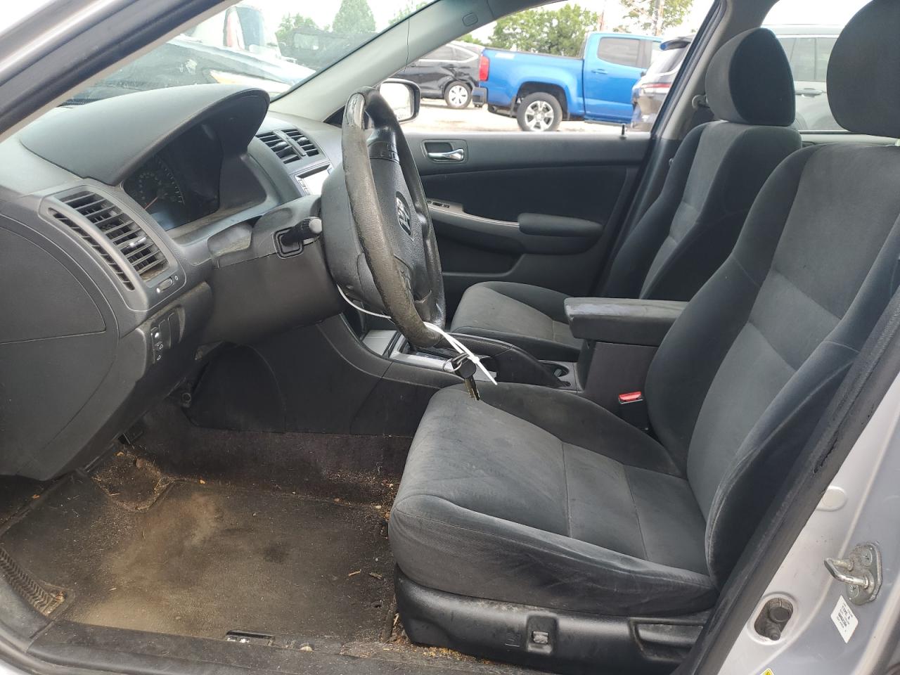 2004 Honda Accord Ex VIN: 1HGCM56704A113192 Lot: 61740915