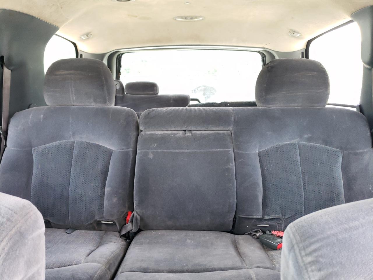 2002 Chevrolet Tahoe C1500 VIN: 1GNEC13V82J201885 Lot: 61088785