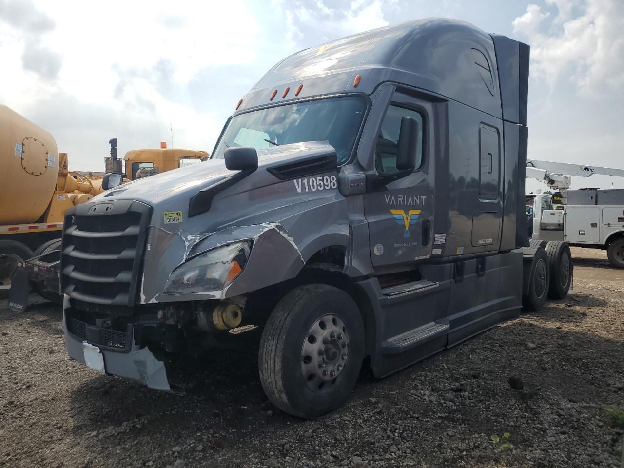 FREIGHTLINER ALL OTHER 2021 VIN 3AKJHHDR8MSMH4523 фото 2