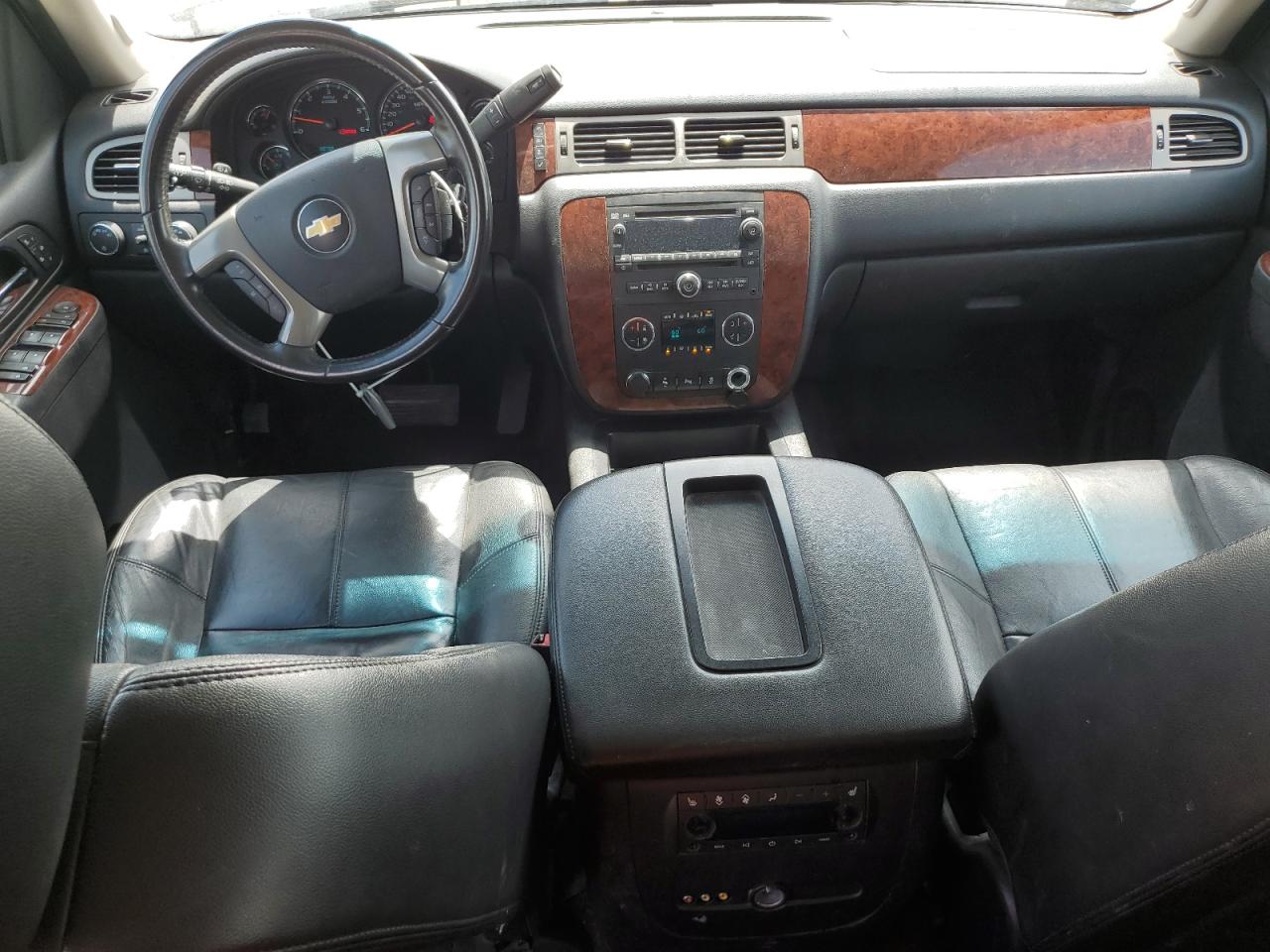 2013 Chevrolet Suburban K1500 Lt VIN: 1GNSKJE76DR353611 Lot: 58845685