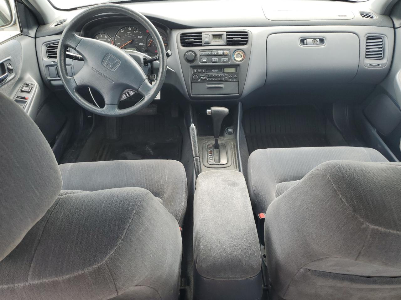 2000 Honda Accord Lx VIN: 1HGCG5643YA022324 Lot: 61430385