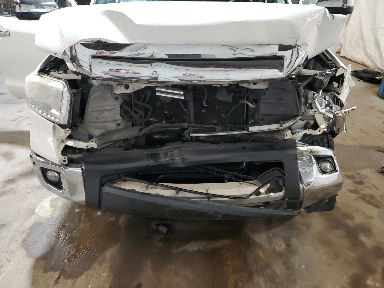 2015 Toyota Tundra Crewmax Limited VIN: 5TFHW5F19FX452611 Lot: 61103335