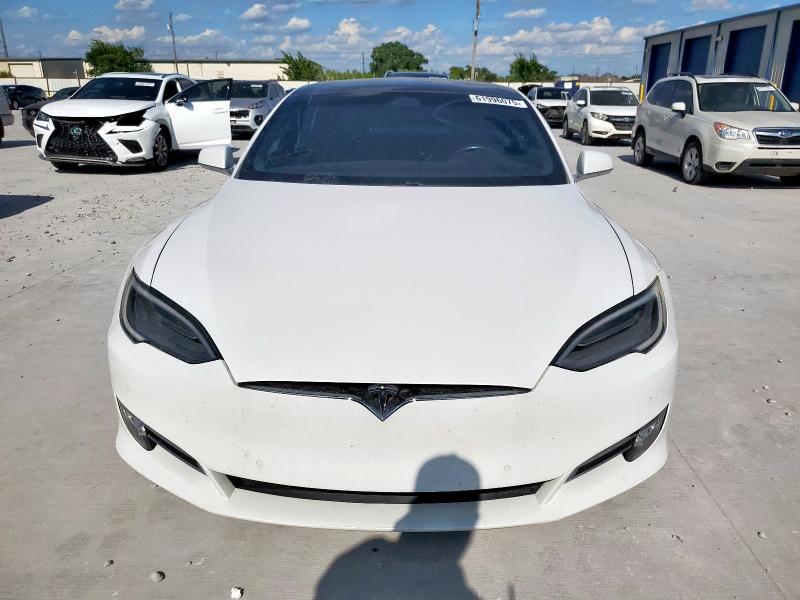  TESLA MODEL S 2021 Biały