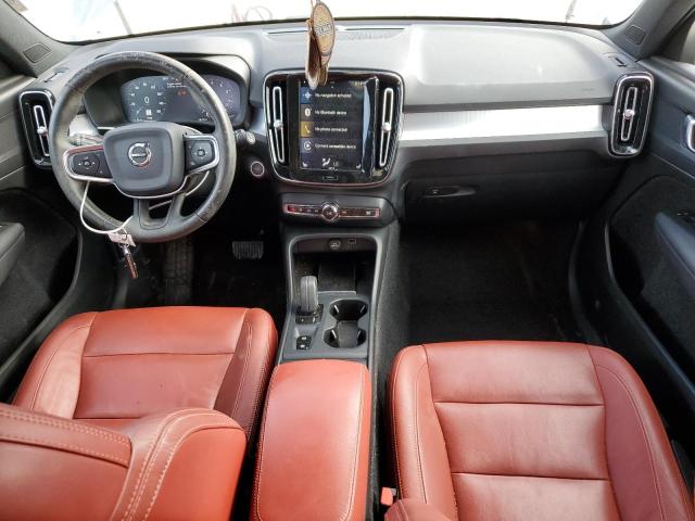  VOLVO XC40 2020 Gray