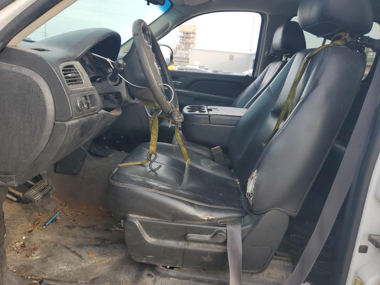 2011 Chevrolet Suburban C1500 VIN: 1GNSC5E07BR165023 Lot: 62527245