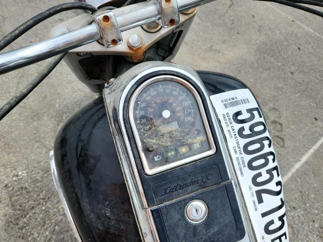 2002 SUZUKI VL1500   