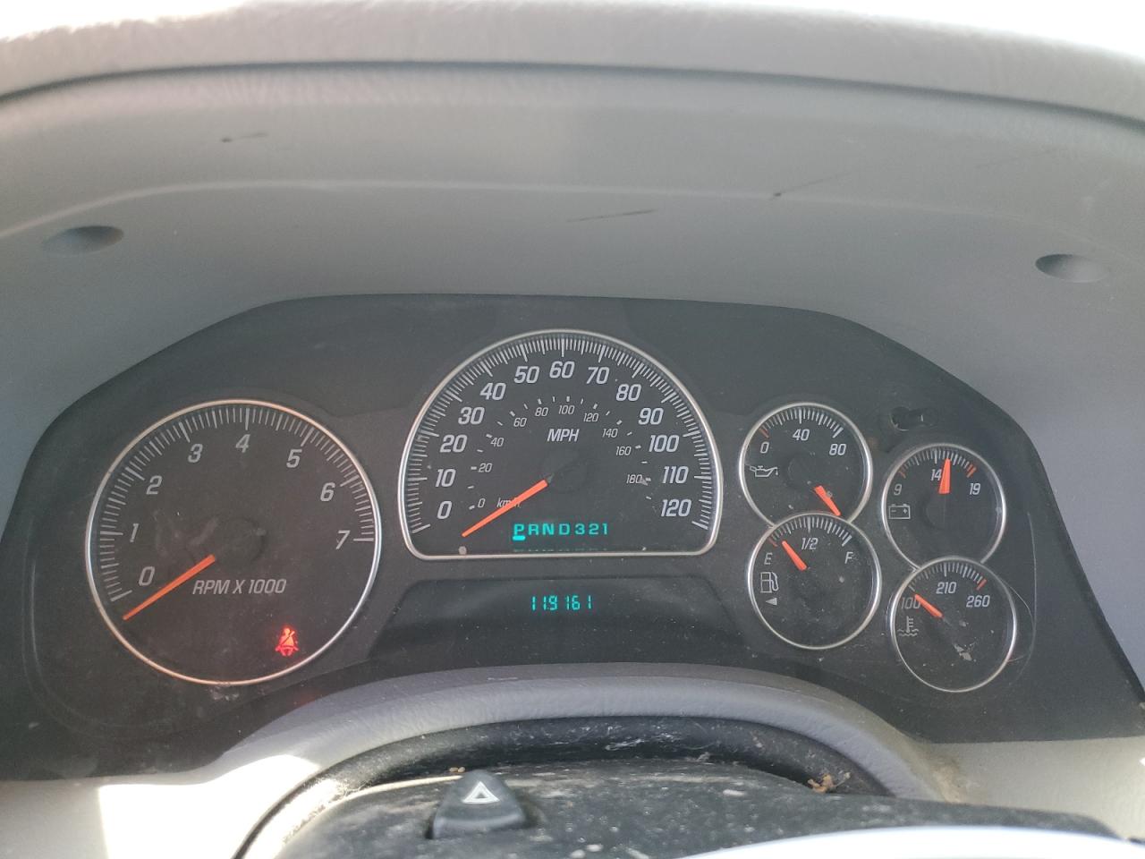 2005 GMC Envoy VIN: 1GKDT13S852122469 Lot: 62105225
