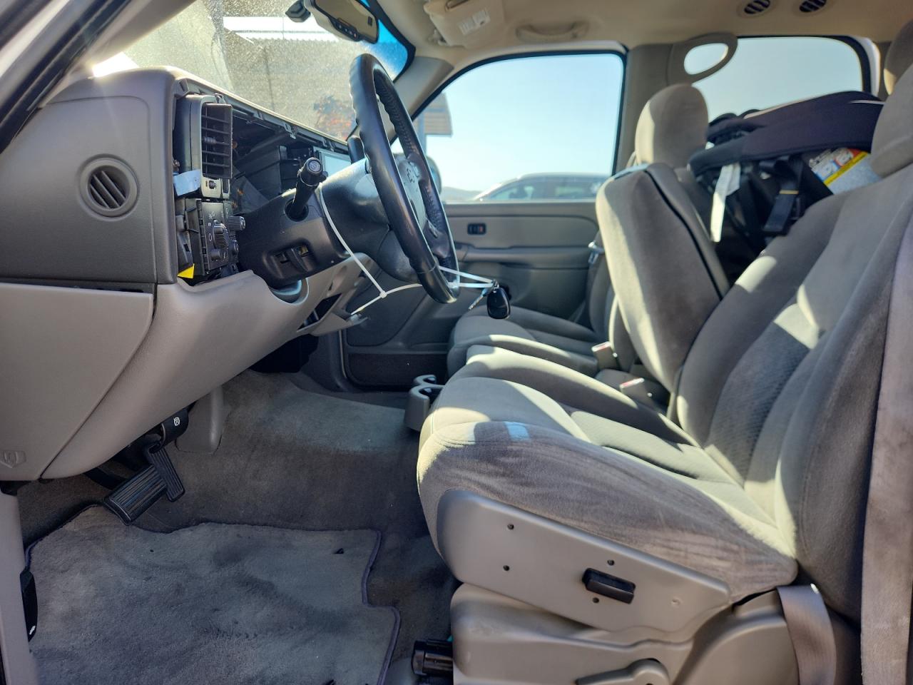 2005 Chevrolet Tahoe C1500 VIN: 1GNEC13V55R188096 Lot: 60110435