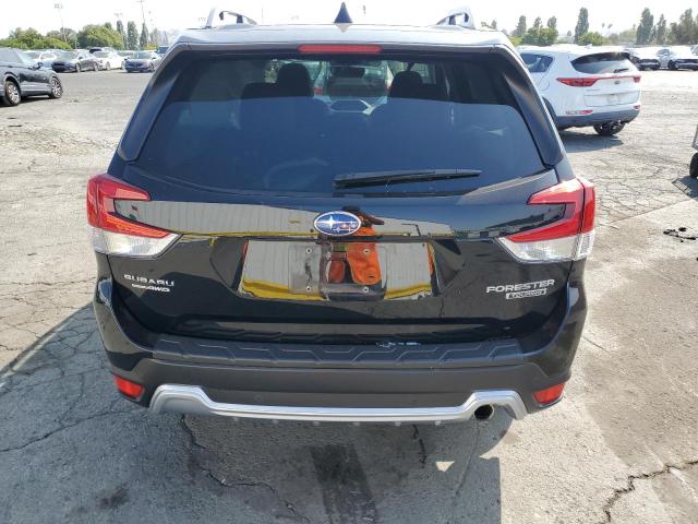  SUBARU FORESTER 2022 Czarny