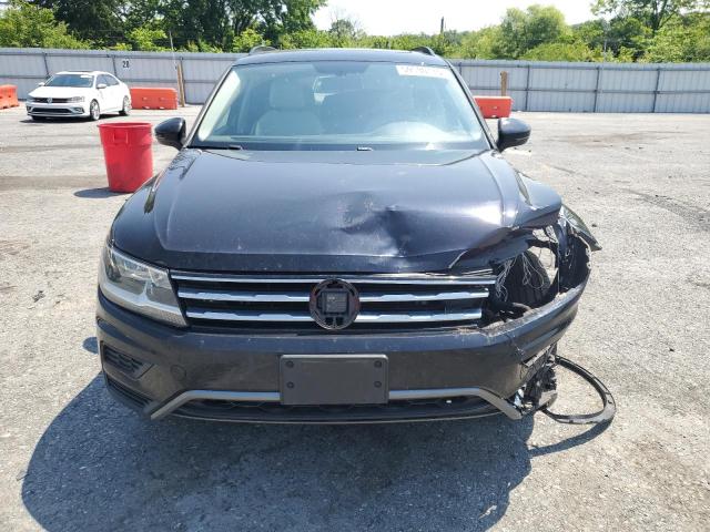  VOLKSWAGEN TIGUAN 2018 Czarny