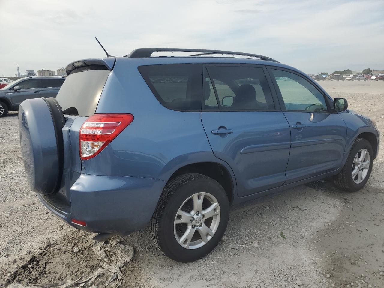 TOYOTA RAV4 2011 VIN 2T3ZF4DV9BW080173 photo 3
