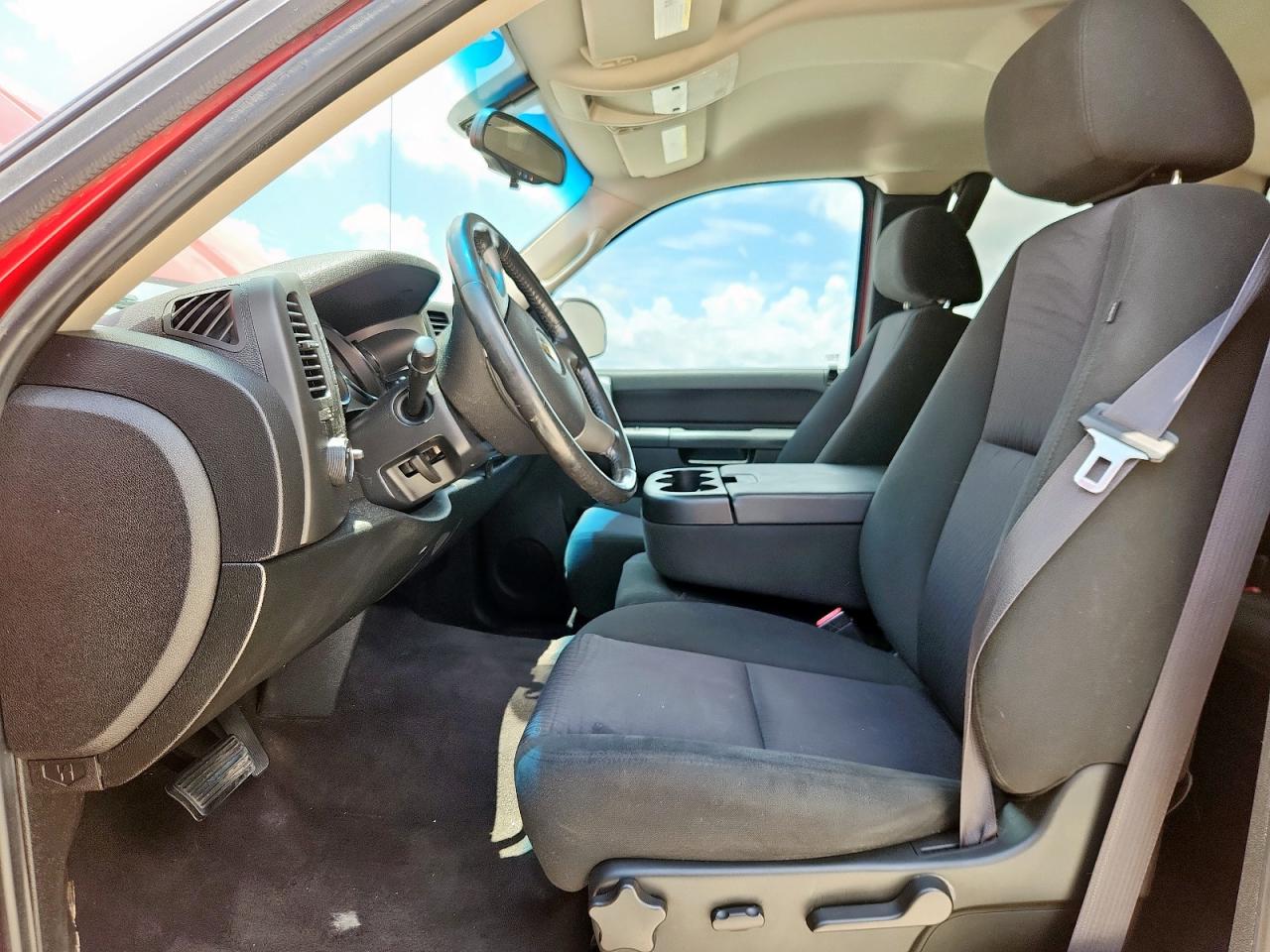 2011 Chevrolet Silverado C1500 Lt VIN: 1GCRCSE06BZ351299 Lot: 62572695