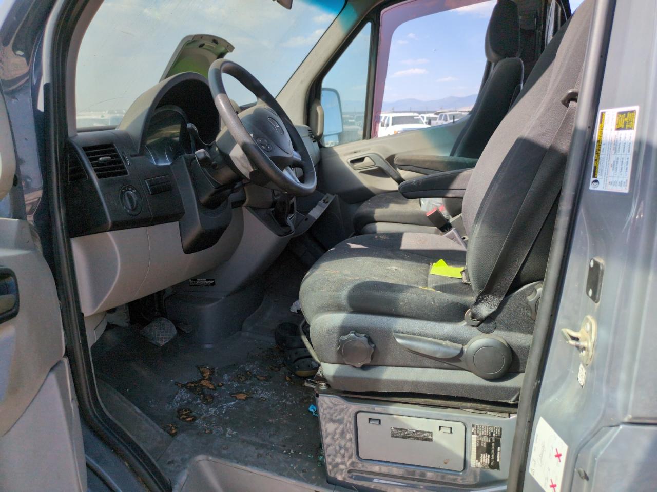 2017 Mercedes-Benz Sprinter 2500 VIN: WD3FE8CD7HP517933 Lot: 59755315