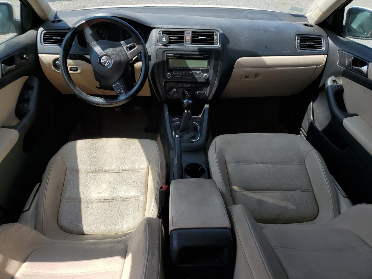 VOLKSWAGEN JETTA 2011 VIN 3VWBX7AJ4BM050482 photo 8
