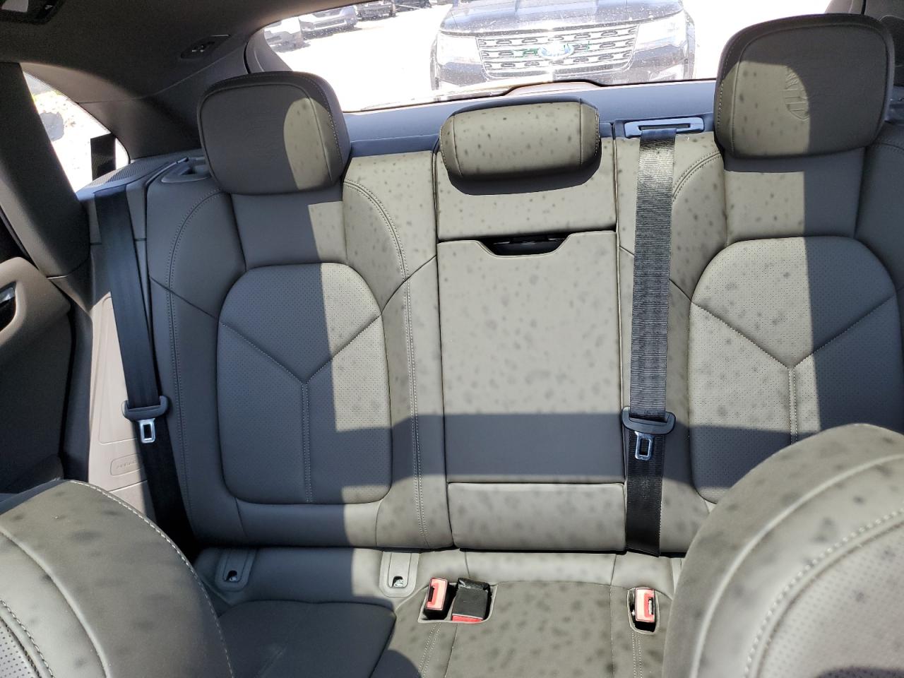 2024 Porsche Macan Base VIN: WP1AA2A56RLB03053 Lot: 62074735